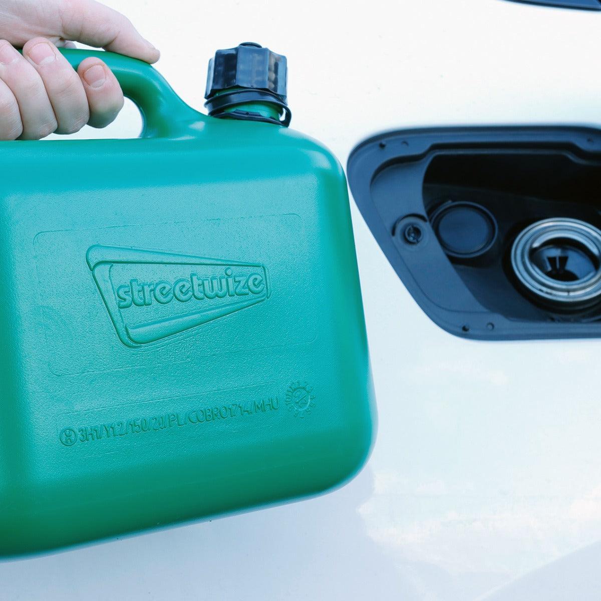 5 Litre Unleaded Petrol Fuel Can - Green - Towsure