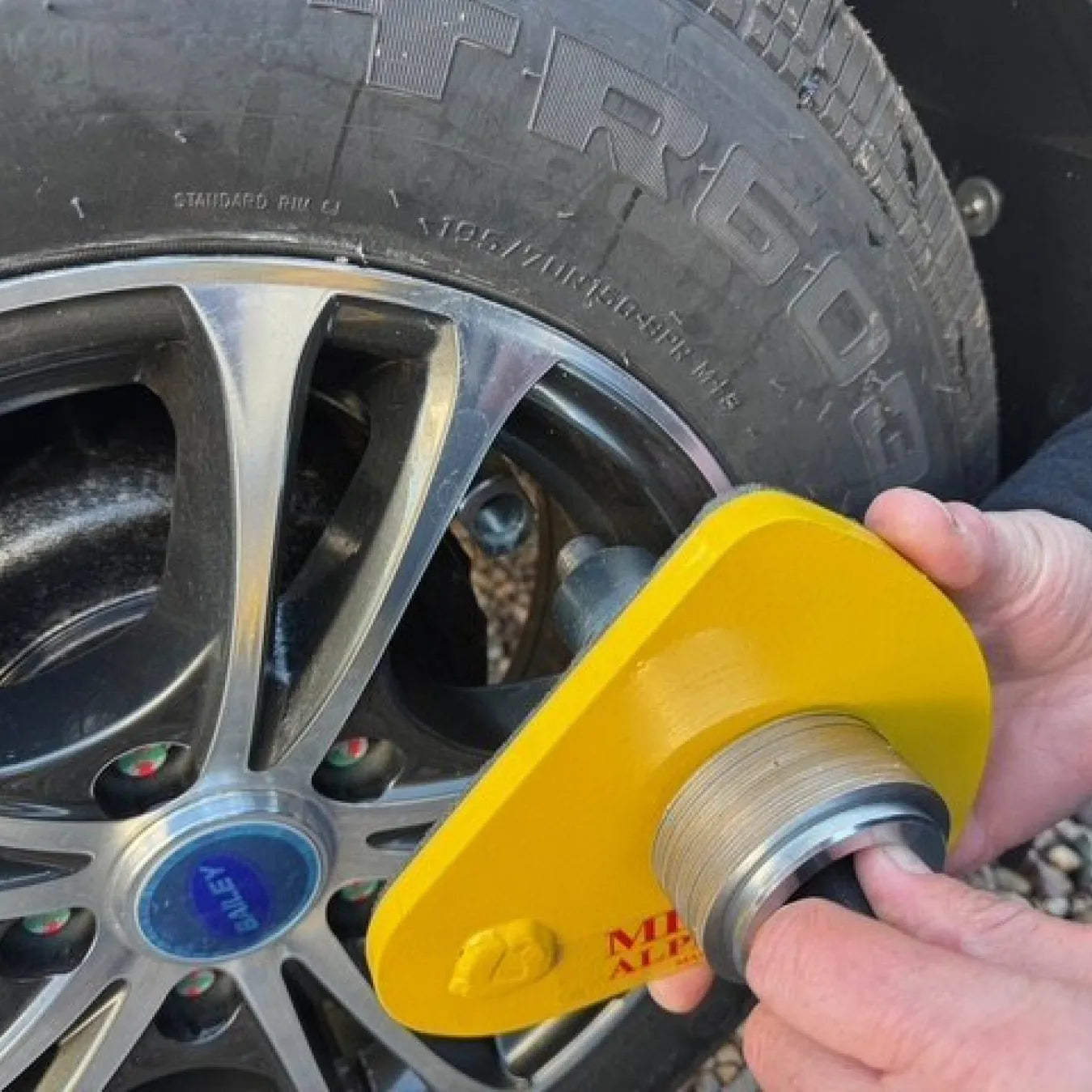 Milenco Alpha Diamond Caravan Wheel Lock Wheelclamp