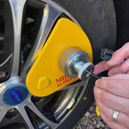 Milenco Alpha Gold Caravan Wheel Lock Wheelclamp