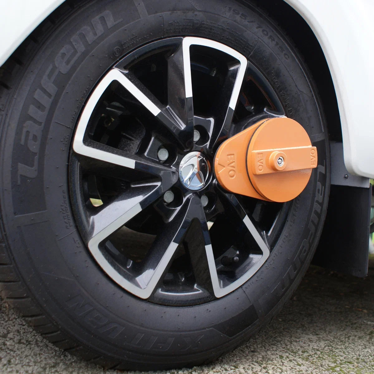 EVO Caravan Chassis Wheel Lock