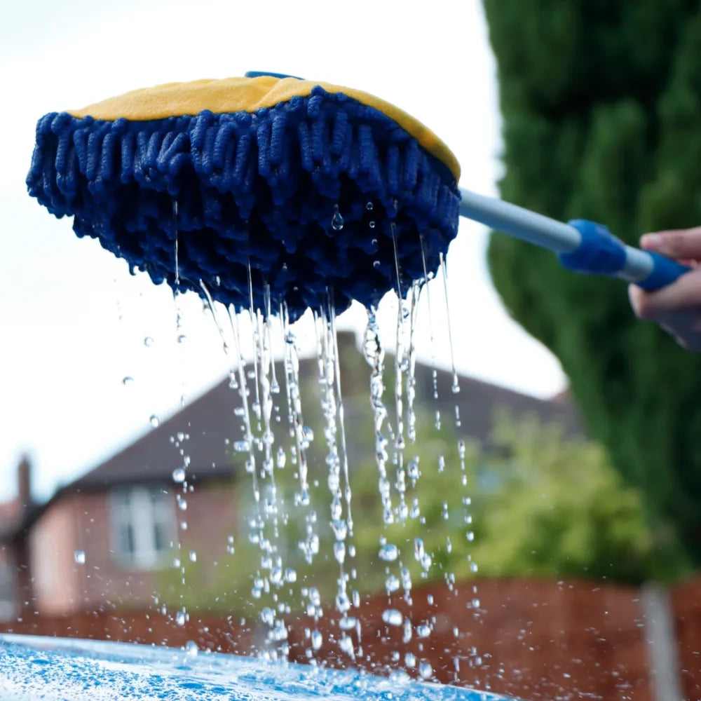 Streetwize Flow-Through Car & Caravan Wash Brush - 1.65 Metre