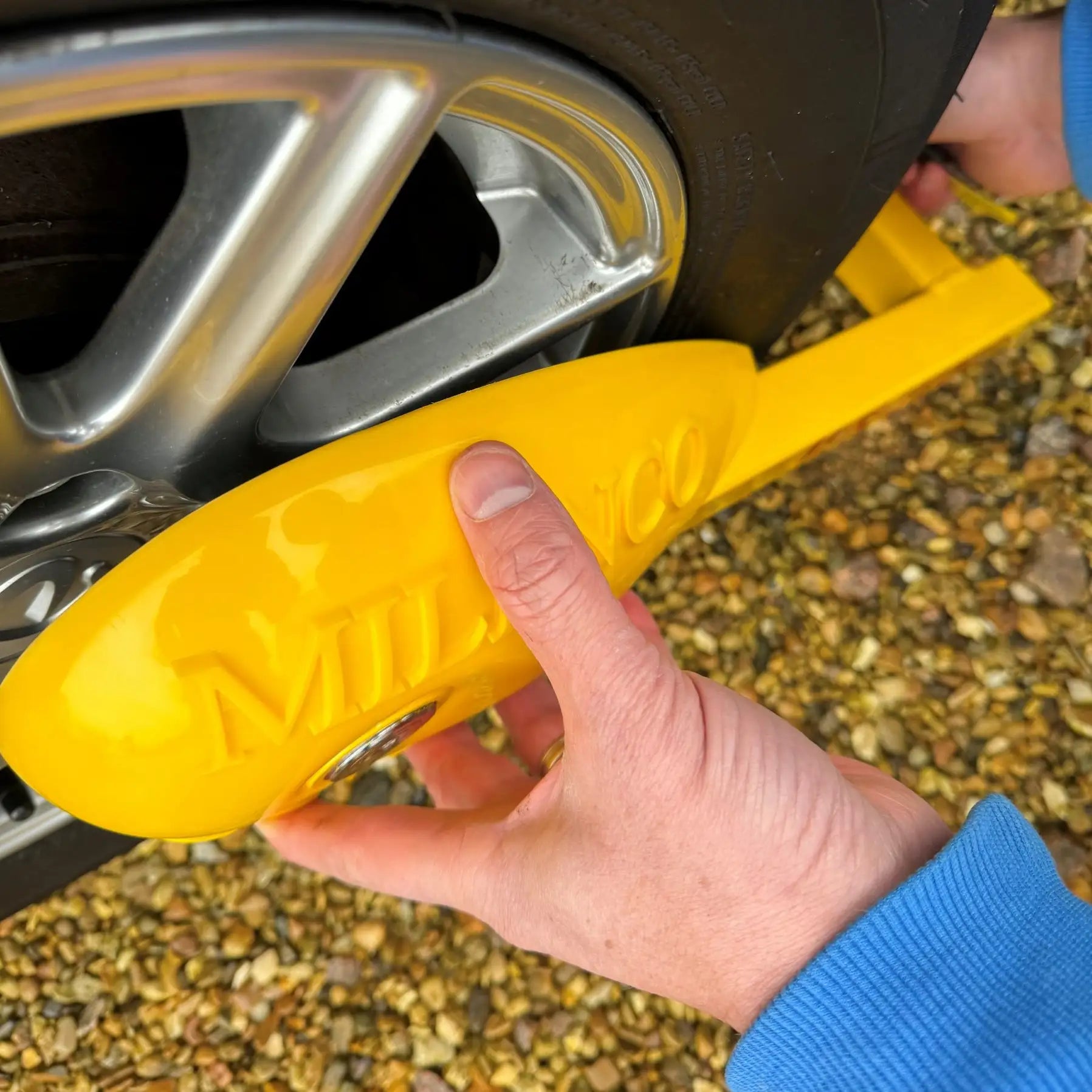 Milenco Wraith 3 Caravan Wheel Clamp