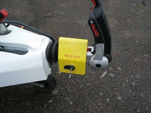 Milenco Lightweight Hitchlock ALKO 3004 - Towsure